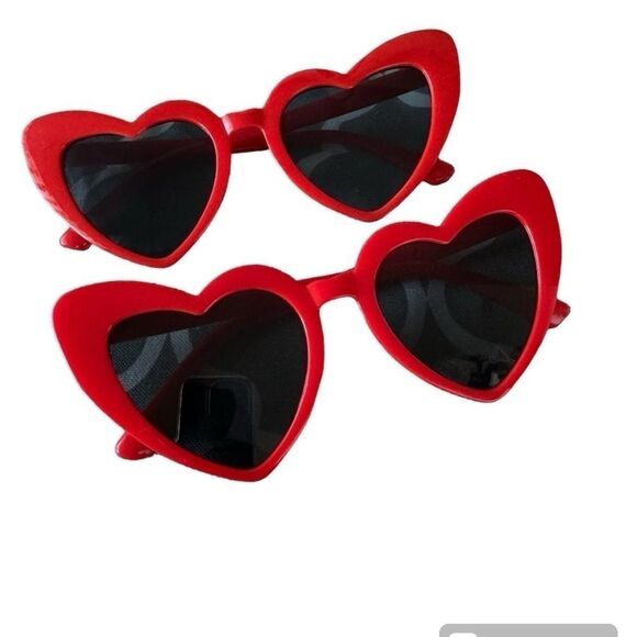 Red Heart Sunglasses Bundle with 2 NEW - Picture 1 of 7
